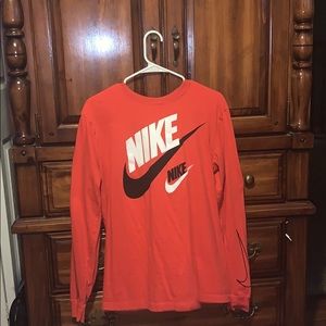 Nike long sleeve shirt